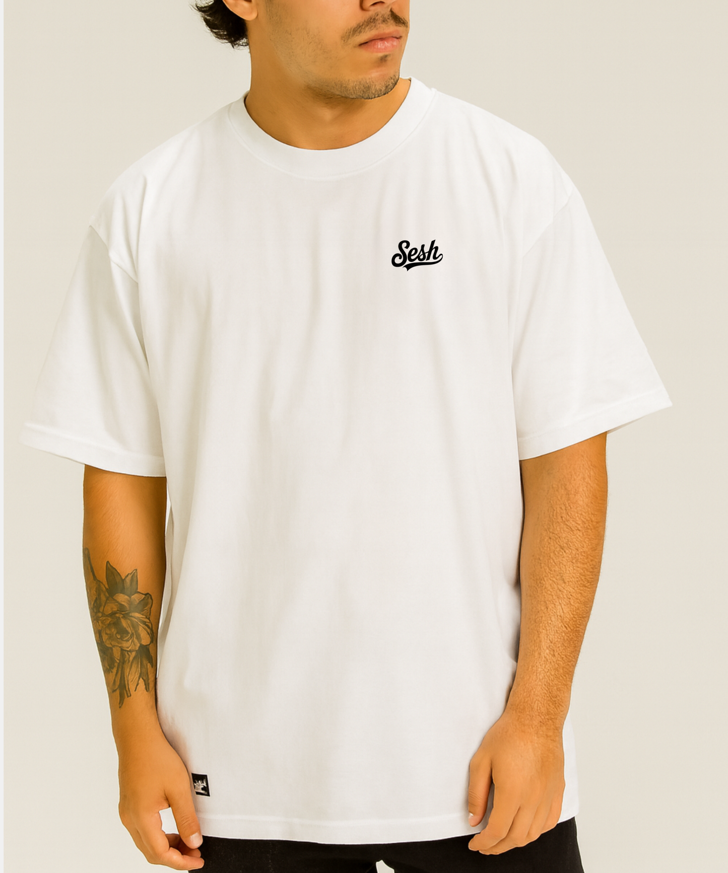 O25 POLERA BORDADA CLASSIC