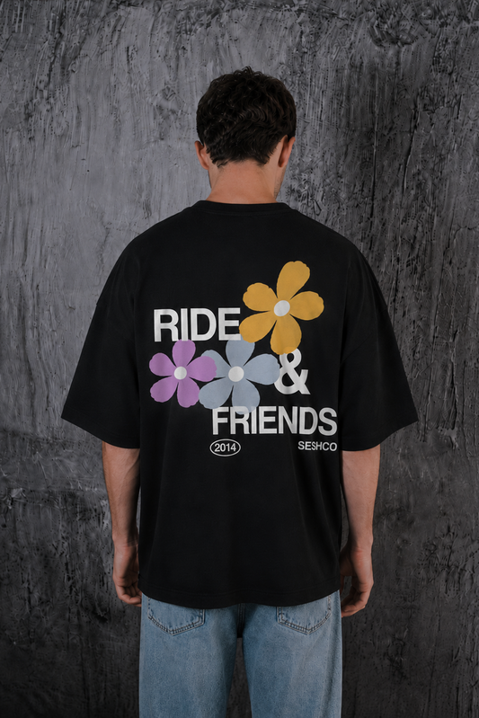 Polera flor Negra — oversize