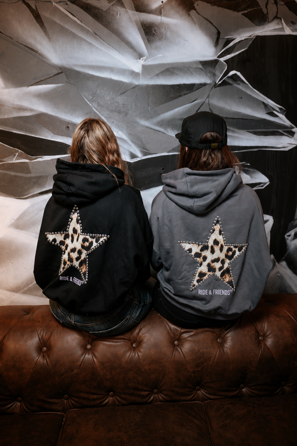 Polerón Gris Estrella Print — Boxy Mujer