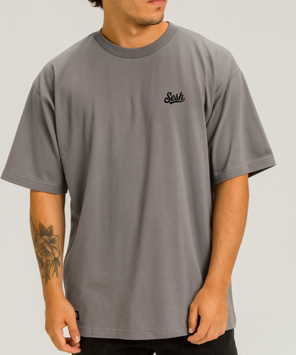 Polera Bordada Classic SESH – gris bordado